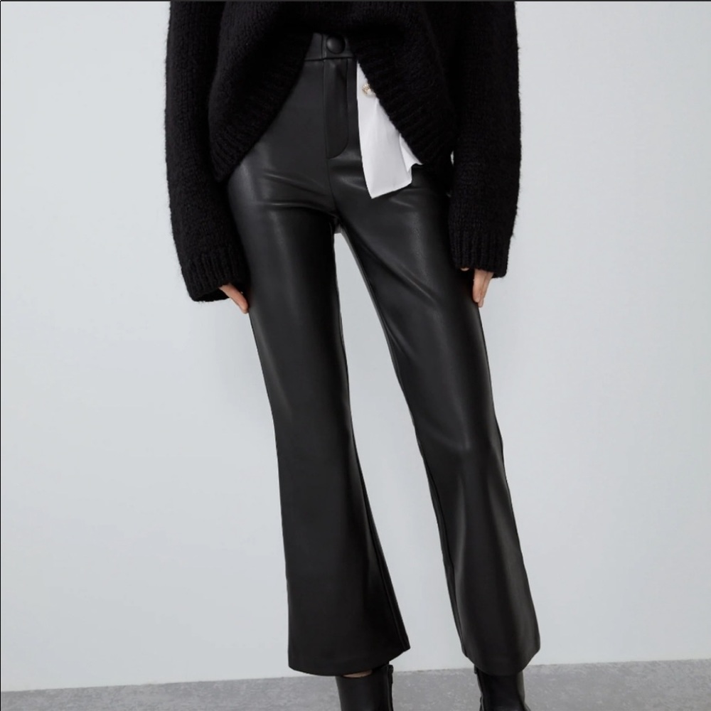 Hi-rise leather crop flare